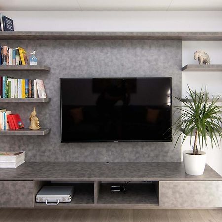 فارنا Luxury City Center Two Bedroom Apartment Close To Beach المظهر الخارجي الصورة