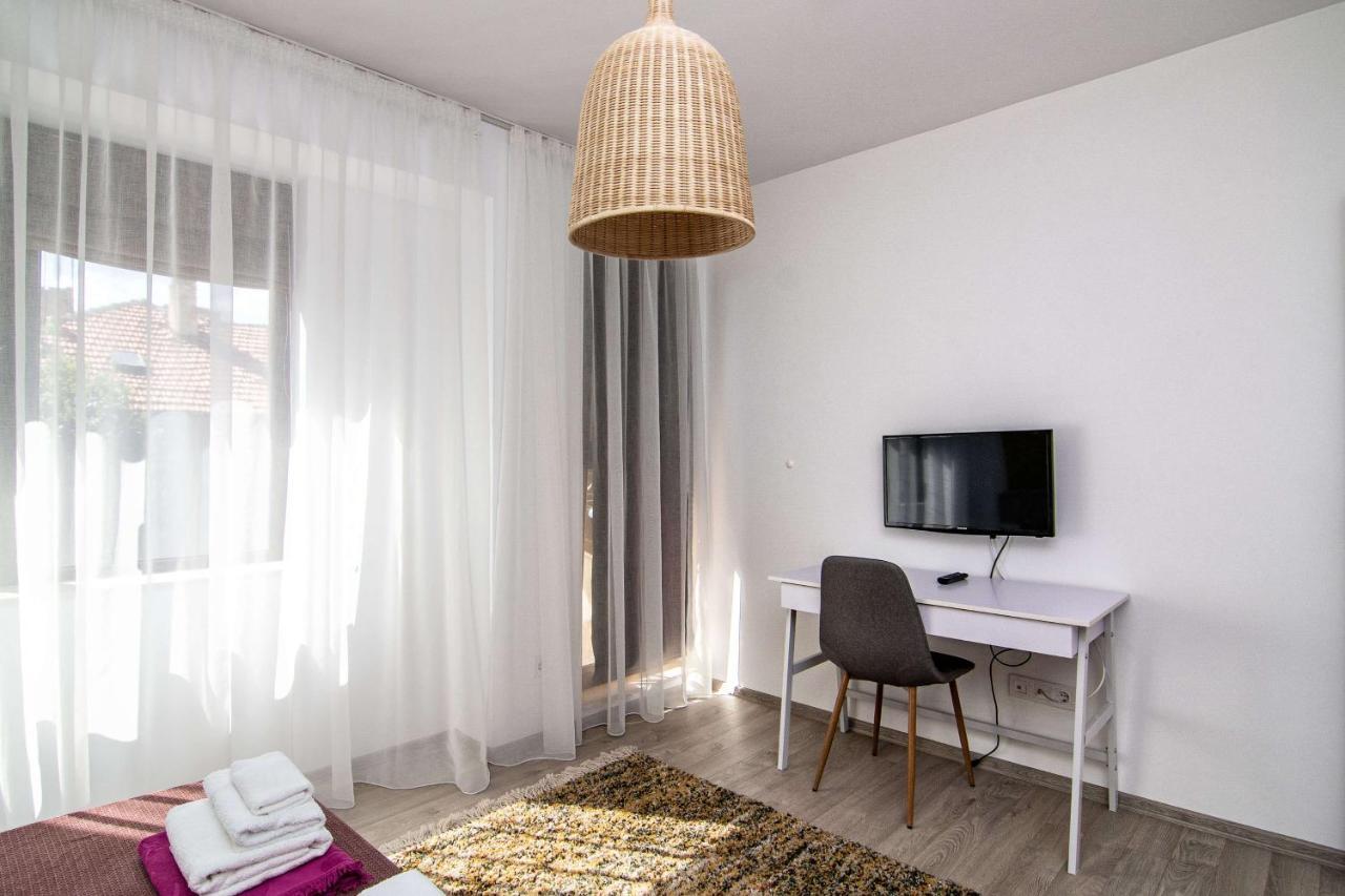 فارنا Luxury City Center Two Bedroom Apartment Close To Beach المظهر الخارجي الصورة